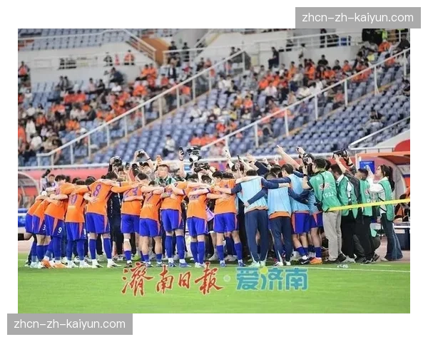 山东泰山4-1大胜上海申花,克雷桑帽子戏法终结五场不胜纪录 山东泰山4-1大胜上海申花,克雷桑帽子戏法终结五场不胜纪录